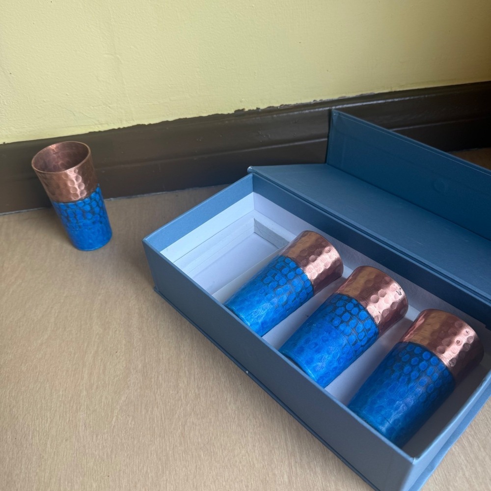 Marquesa de Mancera Copper Shot Glass Set 4pc Blue Hammered Excellent Artisanal - Picture 4 of 10